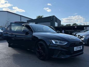 AUDI A4 2.0 TFSI 35 Black Edition Saloon 4dr Petrol S Tronic Euro 6 (s/s