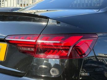 AUDI A4 2.0 TFSI 35 Black Edition Saloon 4dr Petrol S Tronic Euro 6 (s/s