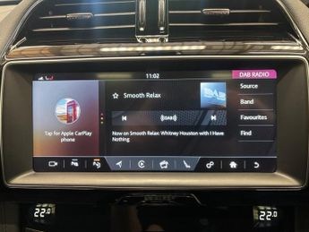 JAGUAR F-PACE 2.0 D180 Portfolio SUV 5 Door Diesel Automatic Black AWD Euro 6 