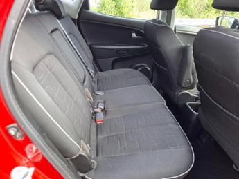 KIA VENGA 1.6 2 MPV 5dr Petrol Auto Euro 5 (123 bhp)