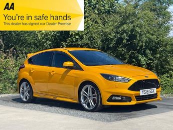 Ford Focus 2.0T EcoBoost ST-3 Hatchback 5dr Petrol Manual Euro 6 (s/s) (250