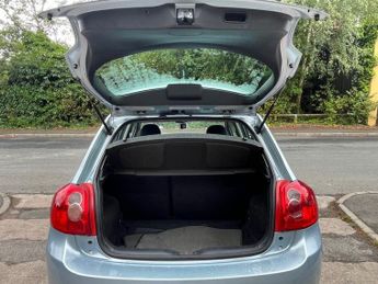 TOYOTA AURIS 1.4 D-4D TR Hatchback 5dr Diesel Manual (125 g/km, 90 bhp)