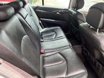 MERCEDES-BENZ E CLASS 3.0 E320 CDI Avantgarde Estate 5dr Diesel G-Tronic (194 g/km, 22
