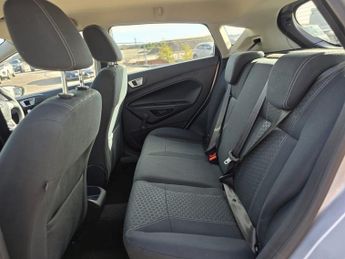 FORD FIESTA 1.4 Zetec Hatchback 5dr Petrol Automatic (154 g/km, 94 bhp)