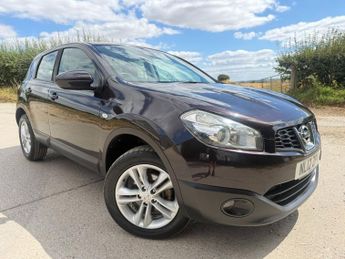 Nissan Qashqai 1.6 Acenta SUV 5dr Petrol Manual 2WD Euro 5 (s/s) (117 ps)