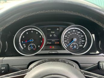 VOLKSWAGEN GOLF 2.0 TSI BlueMotion Tech R Hatchback 3dr Petrol Manual 4Motion Eu