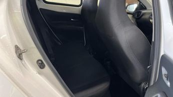 TOYOTA AYGO X 1.0 VVT-i Pure Hatchback 5dr Petrol x-shift Euro 6 (s/s) (72 ps)