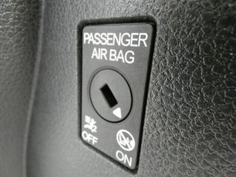 FORD GRAND TOURNEO CONNECT 2.0 EcoBlue Active MPV 5dr Diesel DCT Euro 6 (s/s) (122 ps)