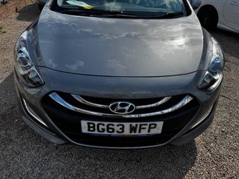 HYUNDAI I30 1.6 CRDi Blue Drive Style Nav Hatchback 5dr Diesel Manual Euro 5