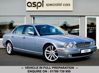 Jaguar XJ 4.2 XJ8 Sovereign Saloon 4dr Petrol Automatic (264 g/km, 300 bhp