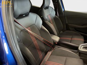RENAULT CLIO 1.6 E-TECH RS Line Hatchback 5dr Petrol Hybrid Auto Euro 6 (s/s)