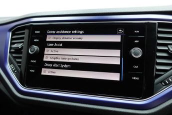 VOLKSWAGEN T-ROC 2.0 TSI R SUV 5dr Petrol DSG 4Motion Euro 6 (s/s) (300 ps)