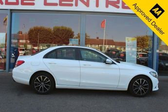 MERCEDES-BENZ C CLASS 2.0 C220d SE Saloon 4dr Diesel G-Tronic+ Euro 6 (s/s) (194 ps)