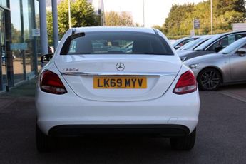 MERCEDES-BENZ C CLASS 2.0 C220d SE Saloon 4dr Diesel G-Tronic+ Euro 6 (s/s) (194 ps)