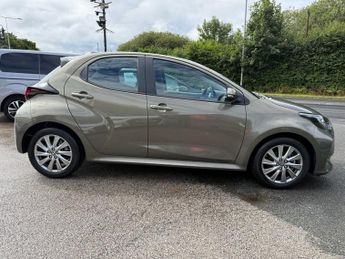 TOYOTA YARIS 1.5 VVT-h Icon Hatchback 5dr Petrol Hybrid E-CVT Euro 6 (s/s) (1