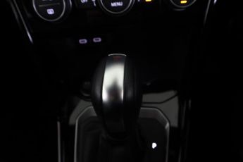 VOLKSWAGEN T-ROC 1.5 TSI EVO Black Edition DSG Euro 6 (s/s) 5dr