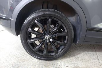 VOLKSWAGEN T-ROC 1.5 TSI EVO Black Edition DSG Euro 6 (s/s) 5dr