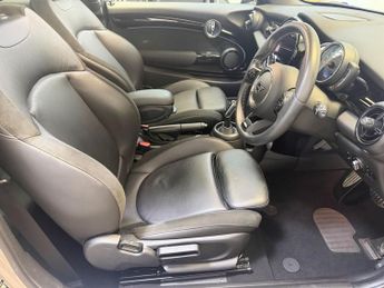 MINI HATCH 1.5 Cooper Sport Hatchback 3dr Petrol Steptronic Euro 6 (s/s) (1
