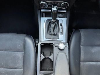 MERCEDES-BENZ C CLASS 2.1 C220 CDI AMG Sport Edition Saloon 4dr Diesel G-Tronic+ Euro 