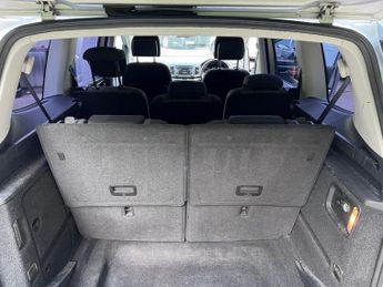 VOLKSWAGEN SHARAN 2.0 TDI BlueMotion Tech SE MPV 5dr Diesel DSG Euro 5 (s/s) (140 