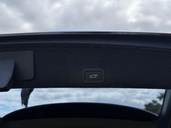 VOLVO XC60 2.4 D4 R-Design Lux Nav SUV 5dr Diesel Auto AWD Euro 6 (s/s) (19