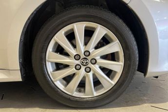 TOYOTA YARIS 1.5 VVT-h Icon Hatchback 5dr Petrol Hybrid E-CVT Euro 6 (s/s) (1