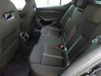 SKODA OCTAVIA 2.0 TDI vRS Hatchback 5dr Diesel DSG Euro 6 (s/s) (200 ps) Front