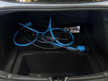 TESLA Model 3 (Dual Motor) Long Range Saloon 4dr Electric Auto 4WDE (346 ps)