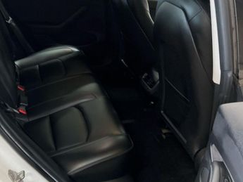 TESLA Model 3 (Dual Motor) Long Range Saloon 4dr Electric Auto 4WDE (346 ps)