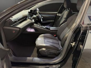 PEUGEOT 508 1.6 11.8kWh Allure Premium Fastback 5dr Petrol Plug-in Hybrid e-