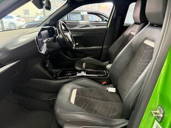 VAUXHALL MOKKA ELECTRIC 50kWh Ultimate SUV 5dr Electric Auto (136 ps)