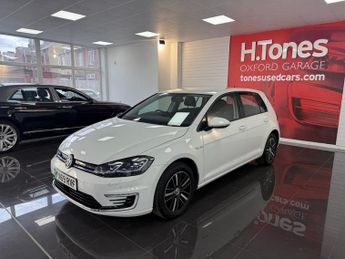 VOLKSWAGEN E-GOLF 35.8kWh e-Golf Hatchback 5dr Electric Auto (136 ps)