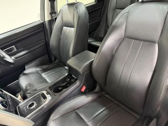 LAND ROVER DISCOVERY SPORT 2.0 TD4 HSE Black SUV 5dr Diesel Auto 4WD Euro 6 (s/s) (180 ps)