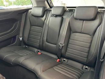 LAND ROVER RANGE ROVER EVOQUE 2.0 TD4 HSE Dynamic Coupe 3dr Diesel Auto 4WD Euro 6 (s/s) (180 