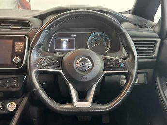 NISSAN LEAF 40kWh Tekna Hatchback 5dr Electric Auto (150 ps)