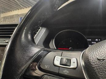 VOLKSWAGEN TIGUAN ALLSPACE 2.0 TDI Match SUV 5dr Diesel DSG Euro 6 (s/s) (150 ps)