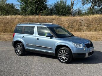 Skoda Yeti 2.0 TDI Laurin & Klement SUV 5dr Diesel DSG 4WD Euro 5 (140 ps)