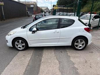 PEUGEOT 207 1.6 HDi Sport Hatchback 3dr Diesel Manual Euro 4 (90 ps)