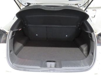 NISSAN JUKE 1.6 Tekna SUV 5dr Petrol Hybrid Auto Euro 6 (143 ps)