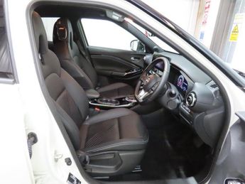 NISSAN JUKE 1.6 Tekna SUV 5dr Petrol Hybrid Auto Euro 6 (143 ps)