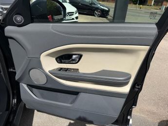 LAND ROVER RANGE ROVER EVOQUE 2.0 TD4 SE Tech SUV 5dr Diesel Auto 4WD Euro 6 (s/s) (180 ps)