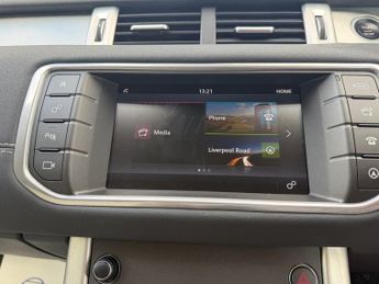 LAND ROVER RANGE ROVER EVOQUE 2.0 TD4 SE Tech SUV 5dr Diesel Auto 4WD Euro 6 (s/s) (180 ps)