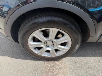 LAND ROVER RANGE ROVER EVOQUE 2.0 TD4 SE Tech SUV 5dr Diesel Auto 4WD Euro 6 (s/s) (180 ps)