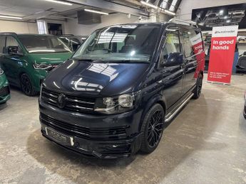 Volkswagen Transporter Highline 140ps DSG automatic Kombi 5 seat Starlight Blue low mil