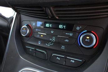 FORD KUGA 1.5 TDCi ST-Line SUV 5dr Diesel Manual Euro 6 (s/s) (120 ps)