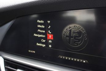 ALFA ROMEO GIULIA 2.0T Veloce Saloon 4dr Petrol Auto Euro 6 (s/s) (280 ps)