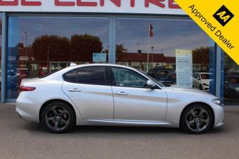 ALFA ROMEO GIULIA 2.0T Veloce Saloon 4dr Petrol Auto Euro 6 (s/s) (280 ps)