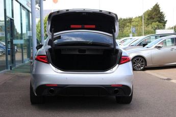 ALFA ROMEO GIULIA 2.0T Veloce Saloon 4dr Petrol Auto Euro 6 (s/s) (280 ps)