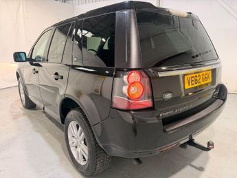 LAND ROVER FREELANDER 2 2.2 SD4 XS SUV 5dr Diesel CommandShift 4WD Euro 5 (190 ps)