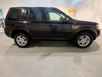 LAND ROVER FREELANDER 2 2.2 SD4 XS SUV 5dr Diesel CommandShift 4WD Euro 5 (190 ps)